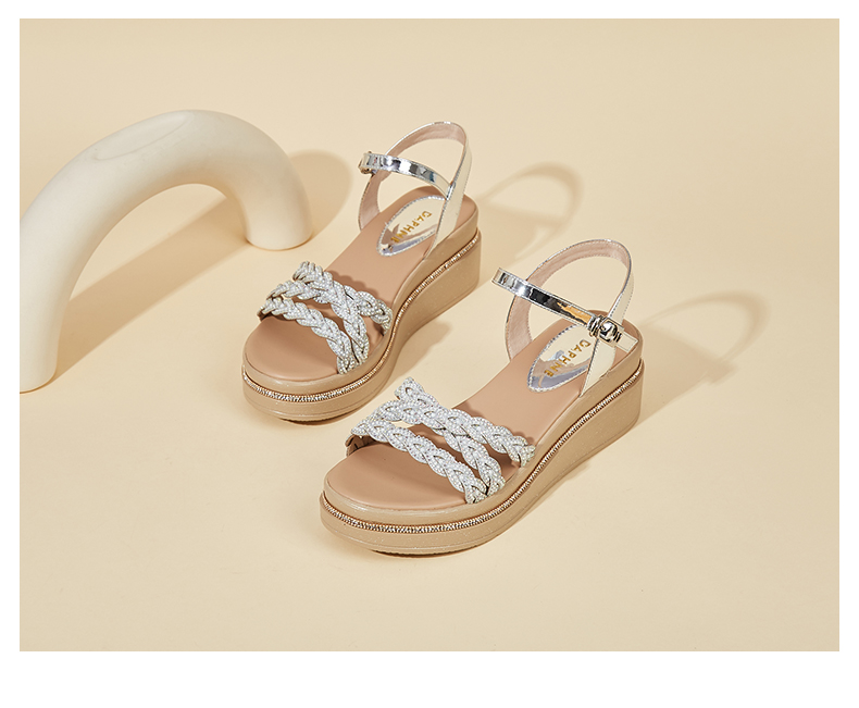 DAPHNE Thick-Soled Wedge Sandals for Women, Fashionable And Elegant Soft-Soled Shoes, Versatile High Heels to Match Dresses, Model 4622303004, Silver, Size 40 28