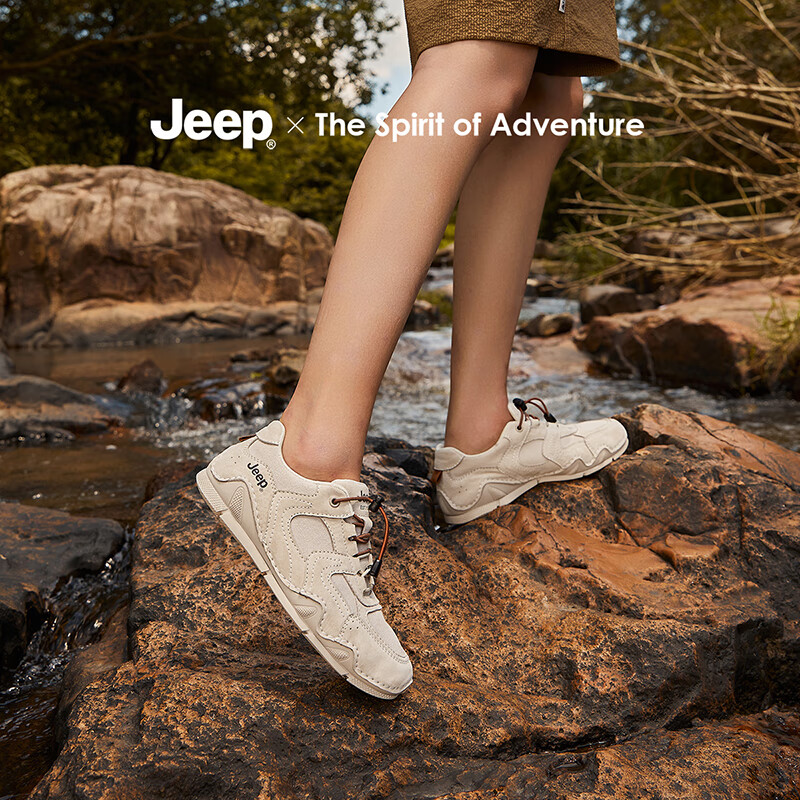 Jeep Women-01254167