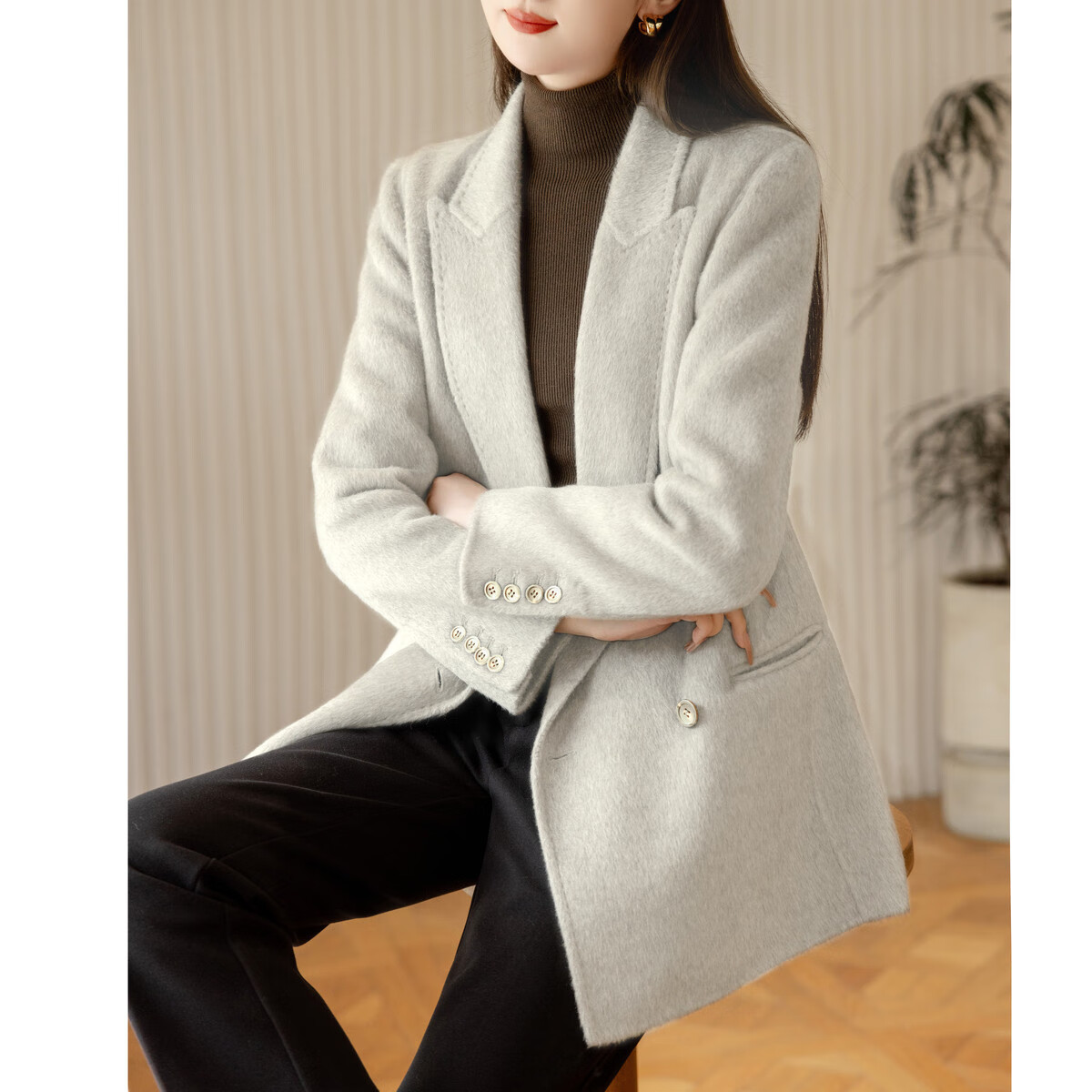 Dme [Elegant Aesthetics] Winter New Slim Fit Long Sleeve Double-Breasted Shearling Wool Short Coat for Women