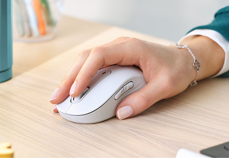 Logitech M650 [Enterprise Grade] Wireless Bluetooth Office Mouse for Men And Women, Dual-Mode Small to Medium Hand Optimal Series with Logi Bolt Receiver, Black M [Single Order Discount] 5