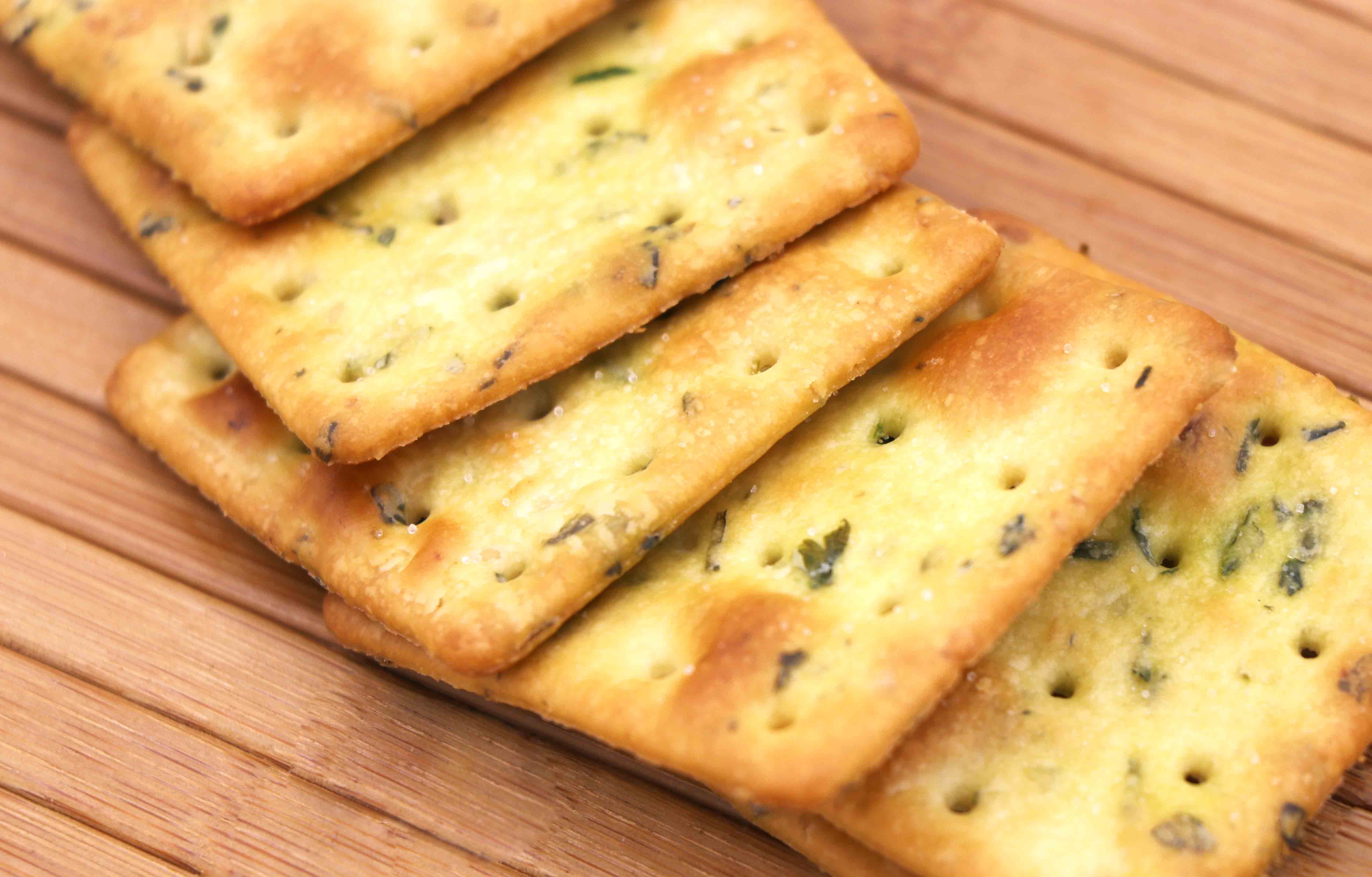 三牛苏打万年青老酵苏打原味小葱味黑米苏打 休闲办公室零食 内含独立