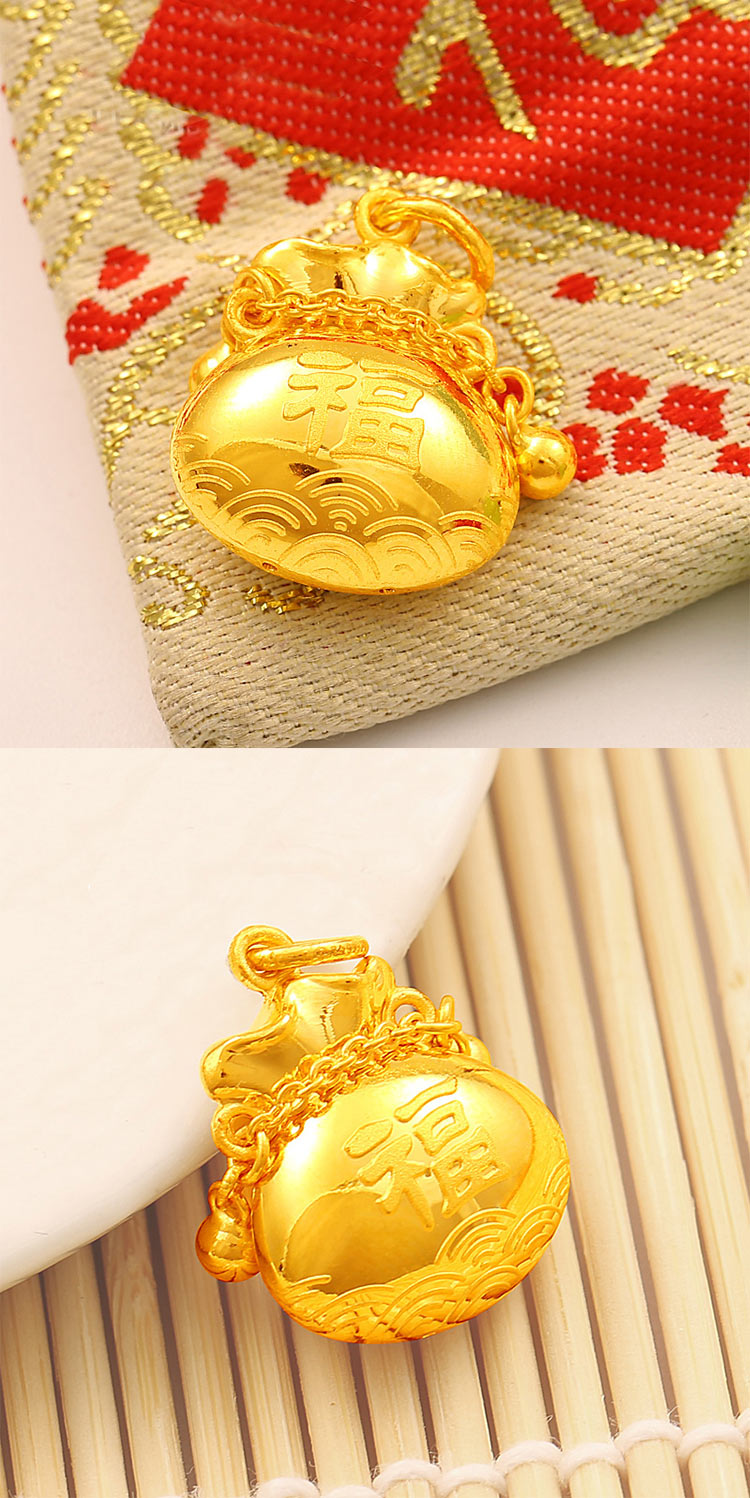 菜百首饰 足金铃铛福袋黄金吊坠 计价 约3.11克