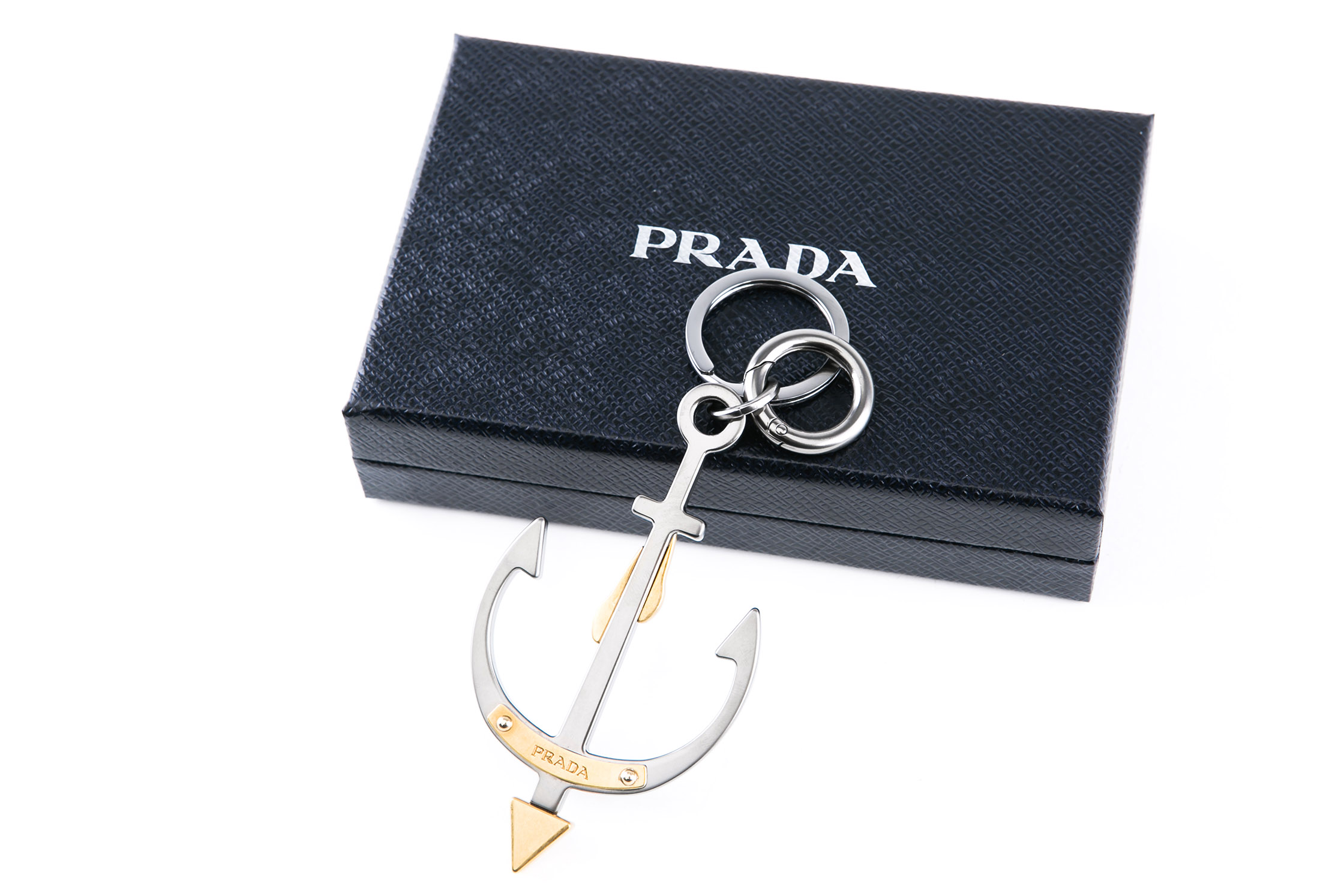 prada 普拉达 男士银色金属时尚钥匙扣 2tm037 2e56 f0i2m-京东