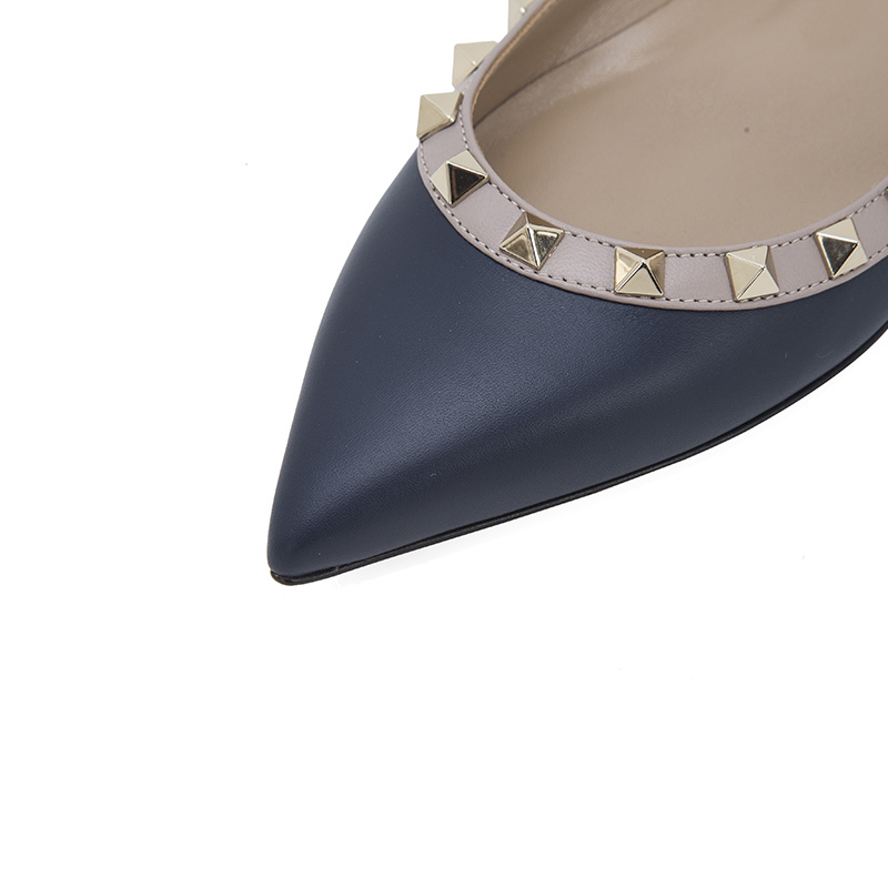 valentino 华伦天奴 女士海军蓝色牛皮铆钉尖头粗跟低跟鞋 pw2s0403