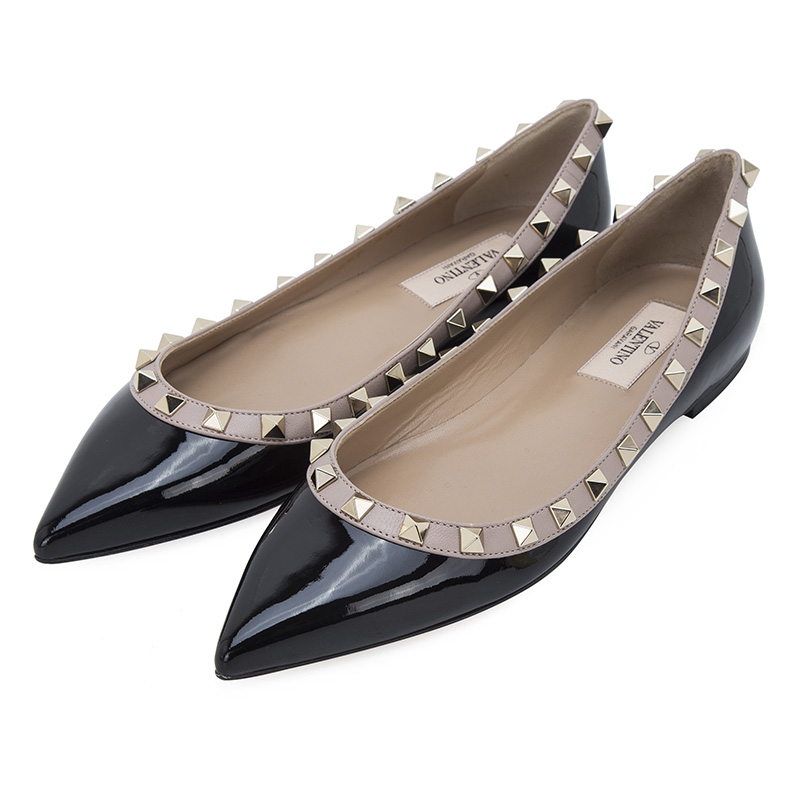 华伦天奴 valentino 女士黑色漆皮铆钉尖头粗跟低跟鞋 pw2s0403 vnw