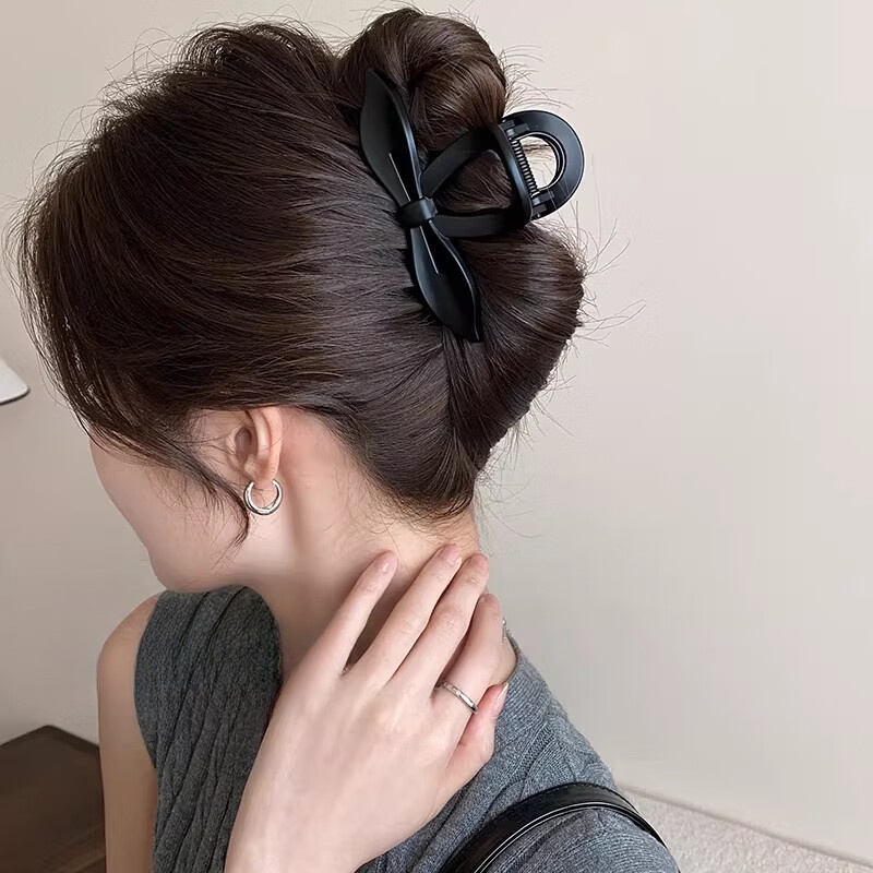 Jinglei Delicate Butterfly Bow Hair Claw Clip Half Grab Hairpin for Back of Head 2026 New Simple Hair Bun Shark Clip