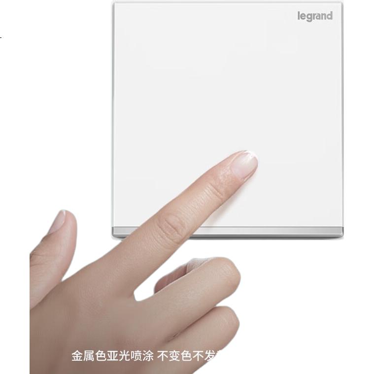 White Image 3
