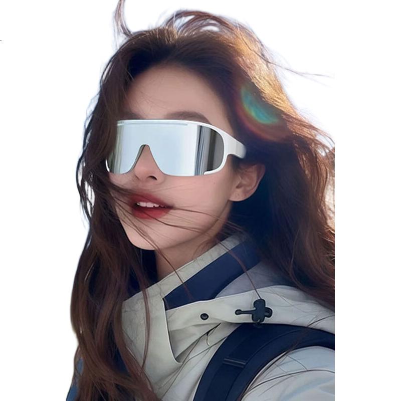 White Image 2