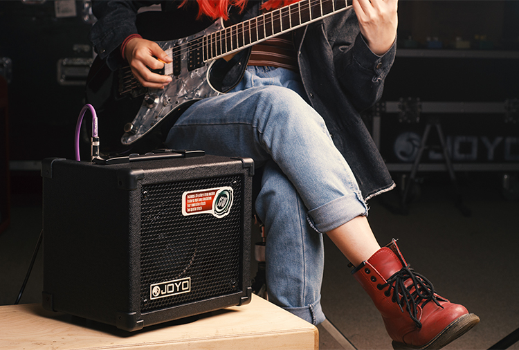 JOYO DC-15 Acoustic-Electric Guitar Amplifier with Effects Pedal, Drum Machine, Rhythm Guitar Practice Portable Speaker 15