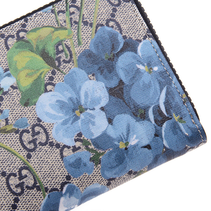 gucci 古驰 女士gg blooms系列乌木色配蓝色天竺葵印花pvc配皮拉链长