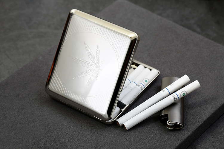 唯豪(vh)德国原装进口不锈钢烟盒送老公男友男生创意生日礼品18支装