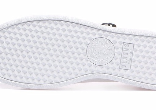 versace versus 范思哲 范瑟丝 男士白色皮质金属狮头别针图案平底