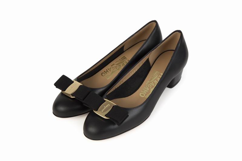 salvatore ferragamo 菲拉格慕 女士vara系列黑色牛皮粗跟皮鞋