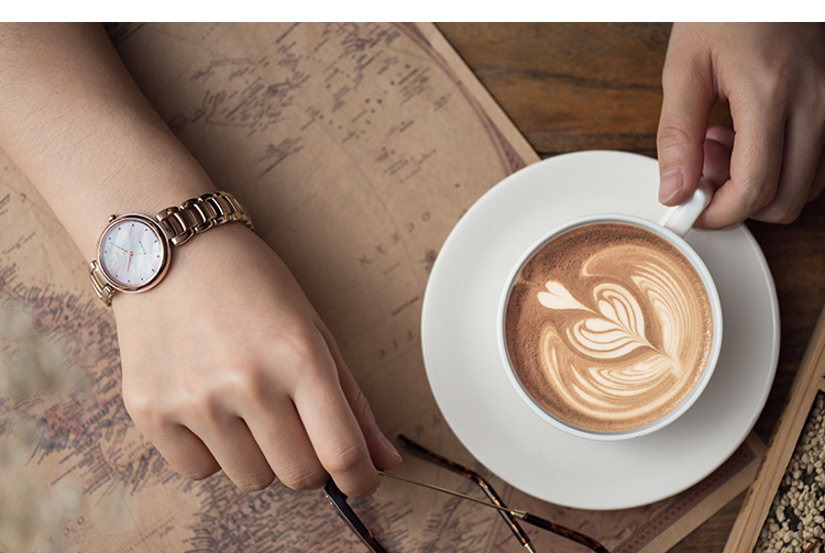 Женские часы CITIZEN L Series, Eco-Drive, стальной браслет, циферблат с матерью дракона, EM0533-82Y