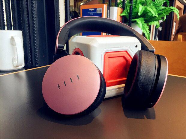 阿乐乐可模方蓝牙音响,小巧便捷的360度无死角音乐体验 - 高玩秀 - 乐