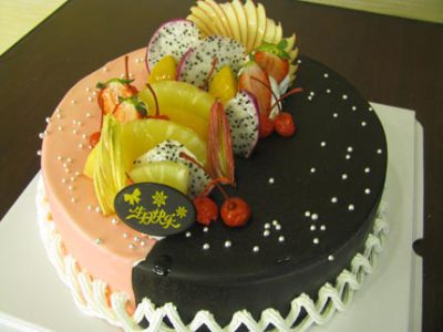 仅售79元,原价118元的吉祥斋8寸水果蛋糕1个,节假日通用,甜蜜口感