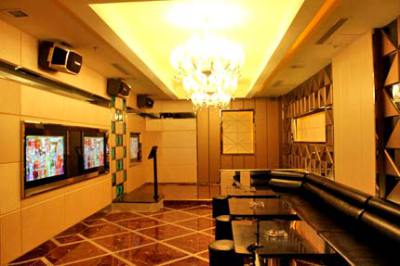 休闲娱乐团购 ktv团购 橙果黄金档欢唱套系团购