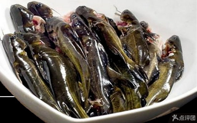 温泉木桶石爆鱼