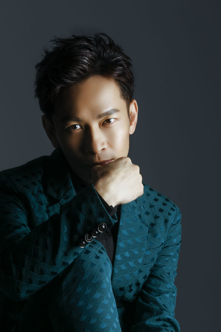 张智成z-chen:第九张国语专辑《18》(京东专卖)