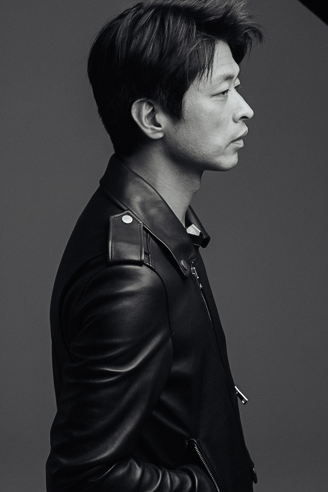 钟立风 第七张个人专辑《爱情万岁》(京东专卖)(cd)